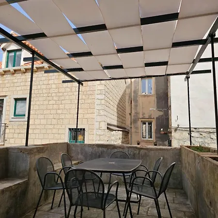 Apartment Bogdanovic *